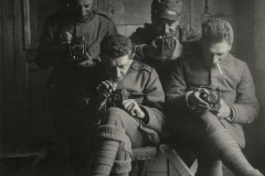 Tenente Antonio Ortelli, 11 marzo 1917, Gara di fotografi 1,da sinistra: Ricci, Fuselli, un ufficiale non identificato, Ruffini